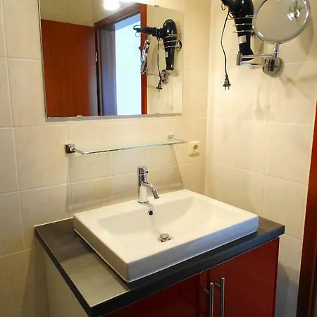 Bernerstrasse Apartment *